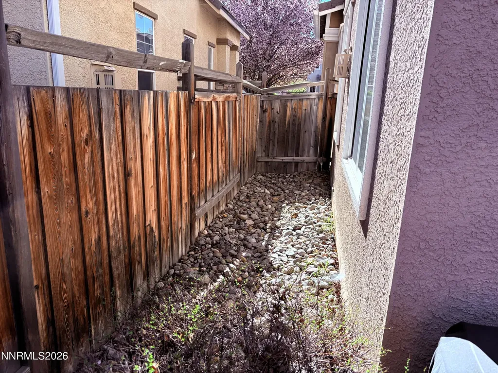 6748 Panther Creek Sparks NV 89436