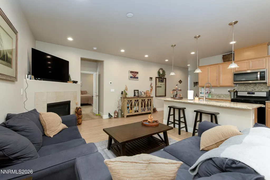 739 Cottage Gardnerville NV 89460