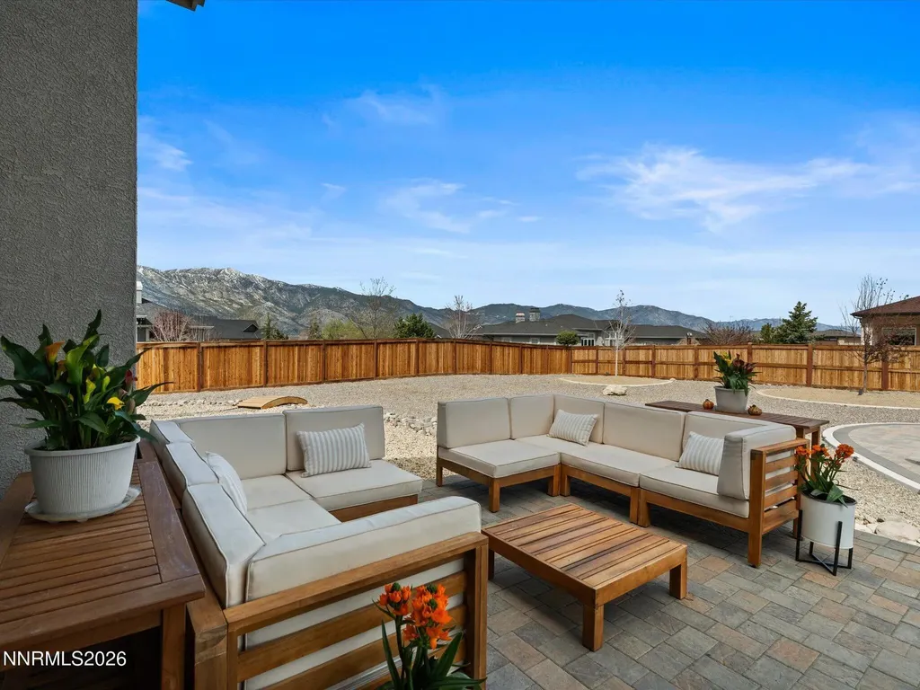 921 Rainshadow Gardnerville NV 89460