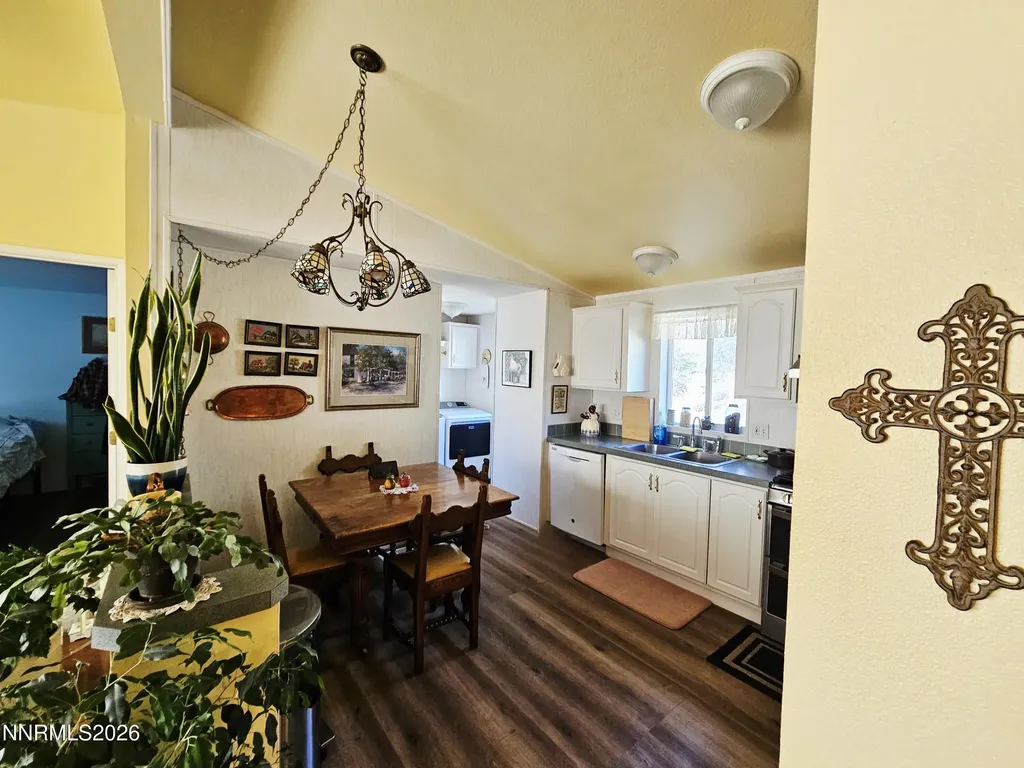 118 Mark Gardnerville NV 89410