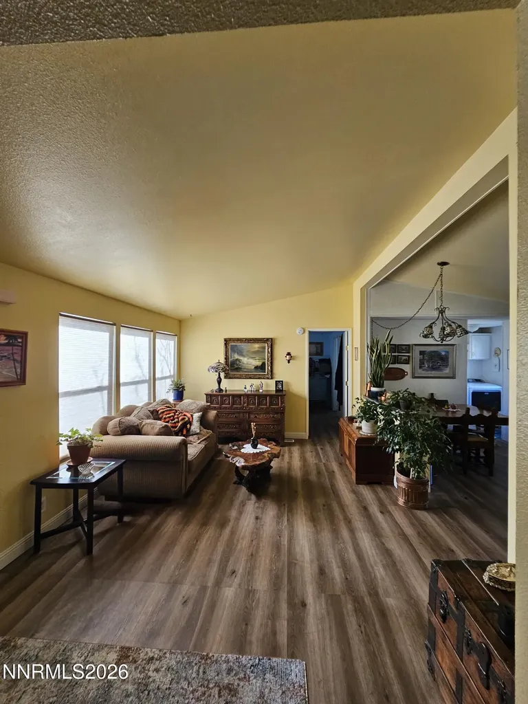 118 Mark Gardnerville NV 89410