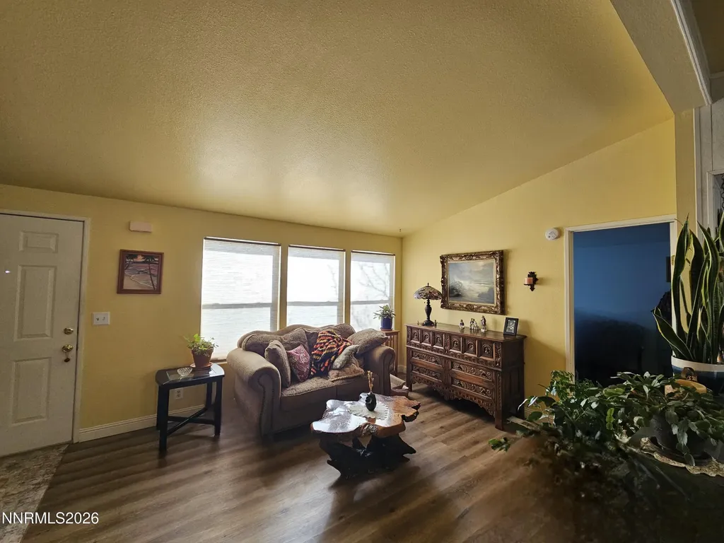 118 Mark Gardnerville NV 89410