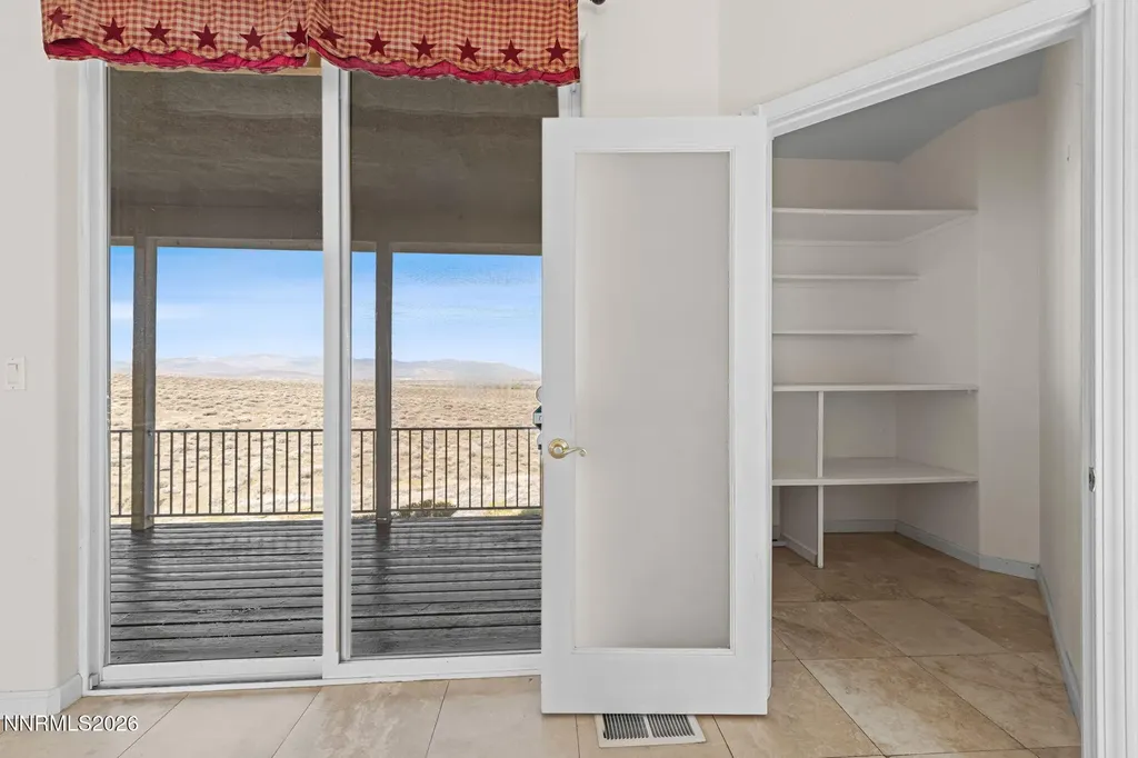 1935 Alta Vista Fernley NV 89408