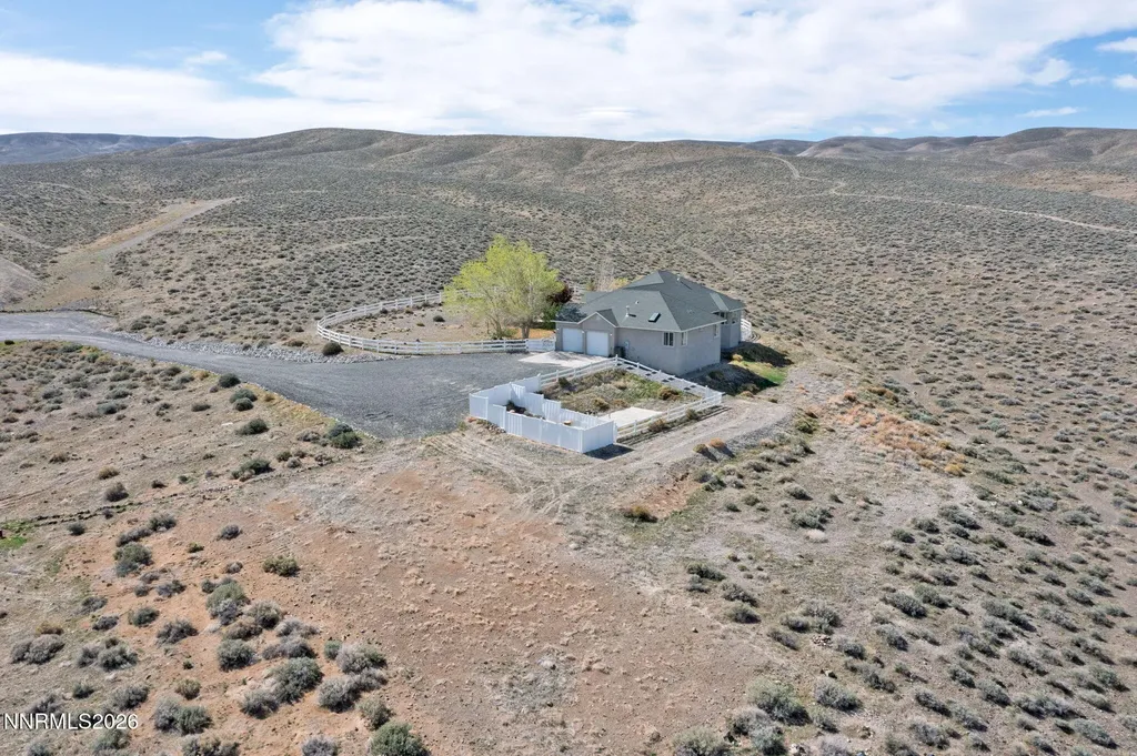 1935 Alta Vista Fernley NV 89408