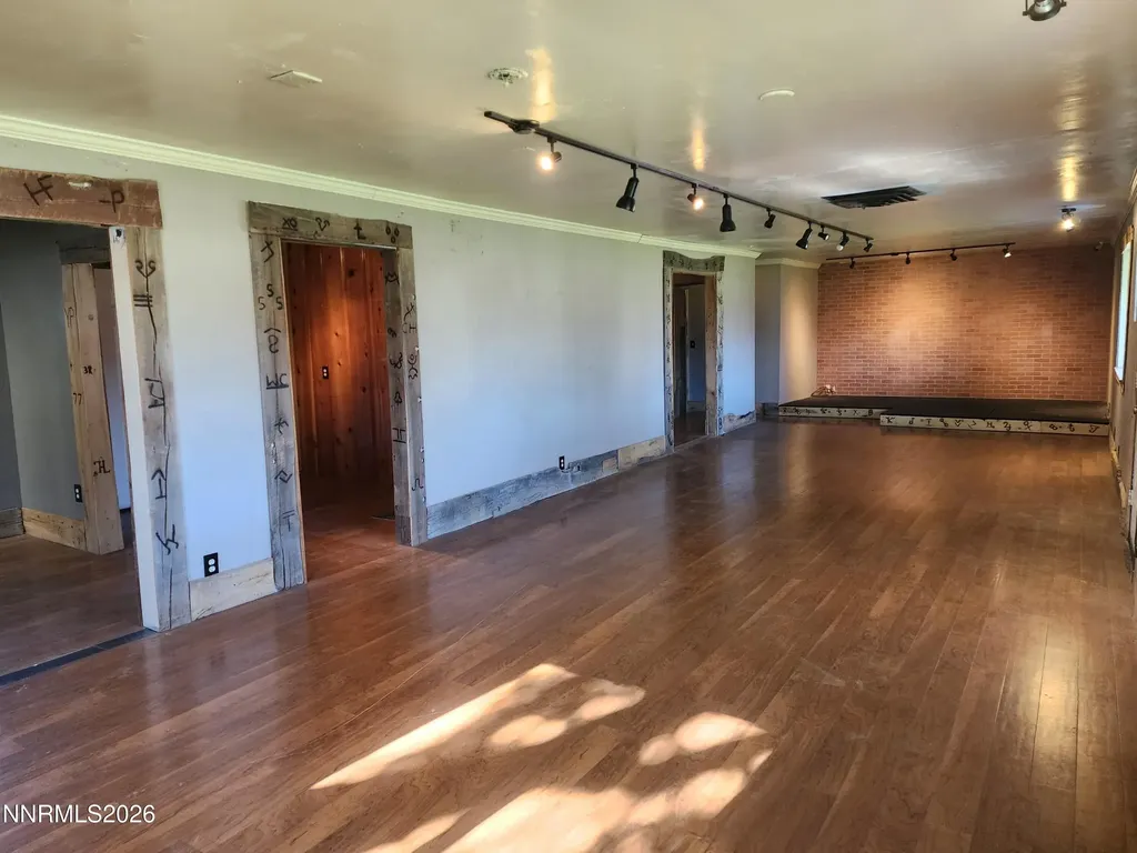 1506 U.s. Highway 395 Gardnerville NV 89410