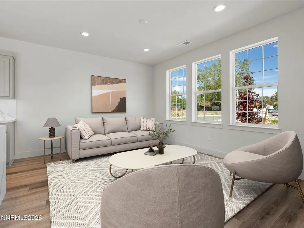 1383 Vine Gate Carson City NV 89701