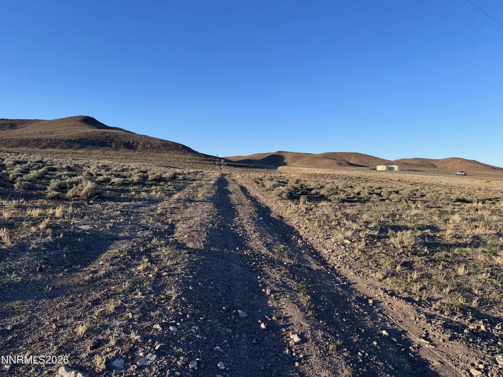 1725 Highway 95a Silver Springs NV 89429