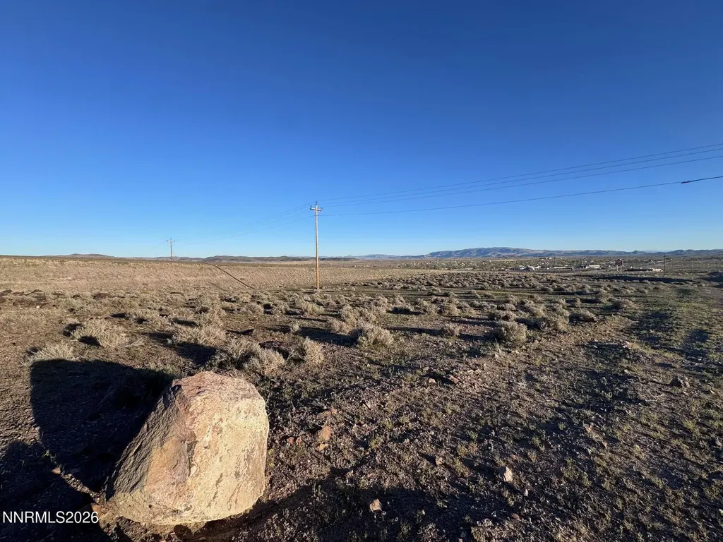 1725 Highway 95a Silver Springs NV 89429