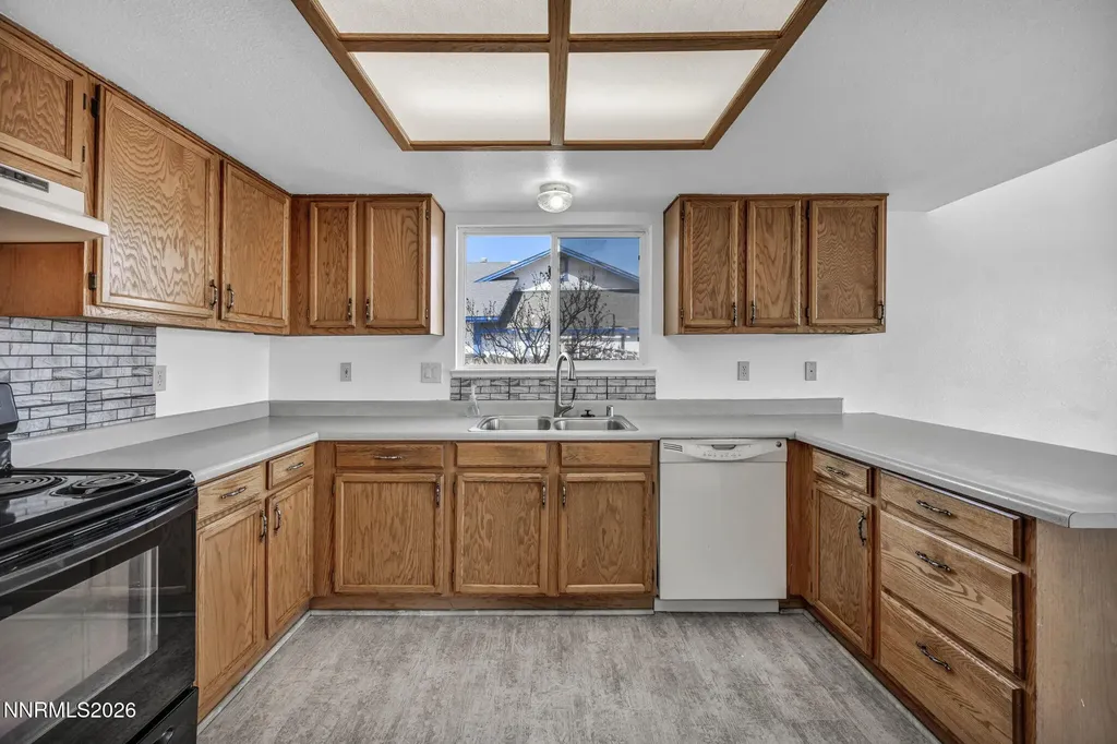180 Monumental Spanish Springs NV 89436