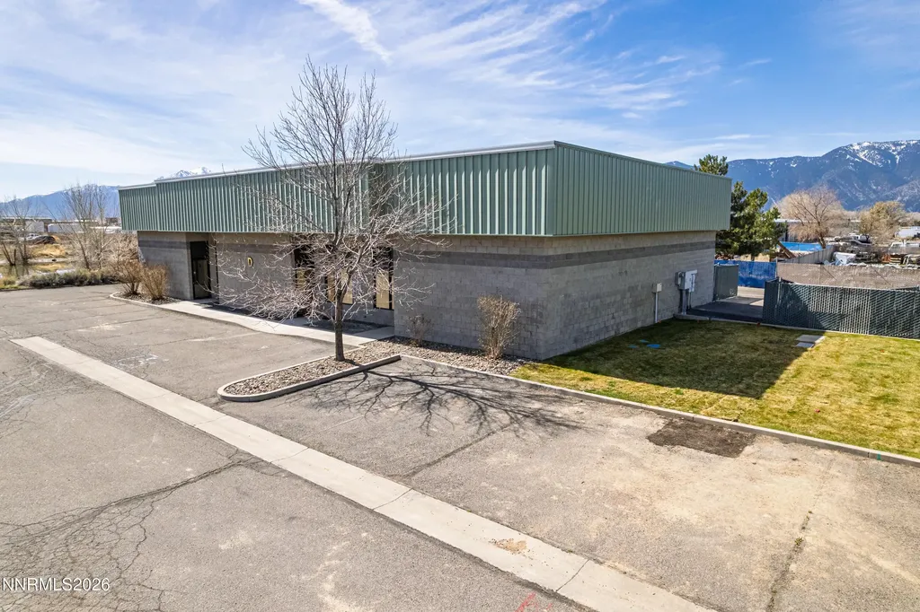 2562 Silver State Minden NV 89423