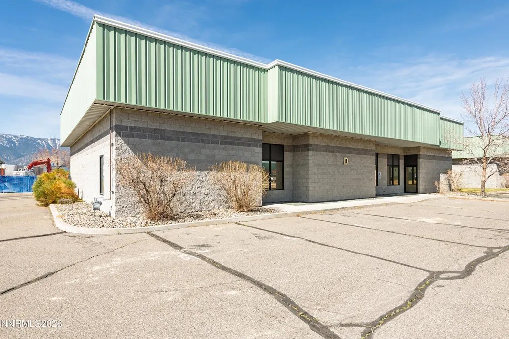 2562 Silver State Minden NV 89423