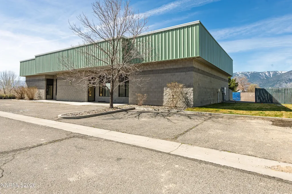 2562 Silver State Minden NV 89423