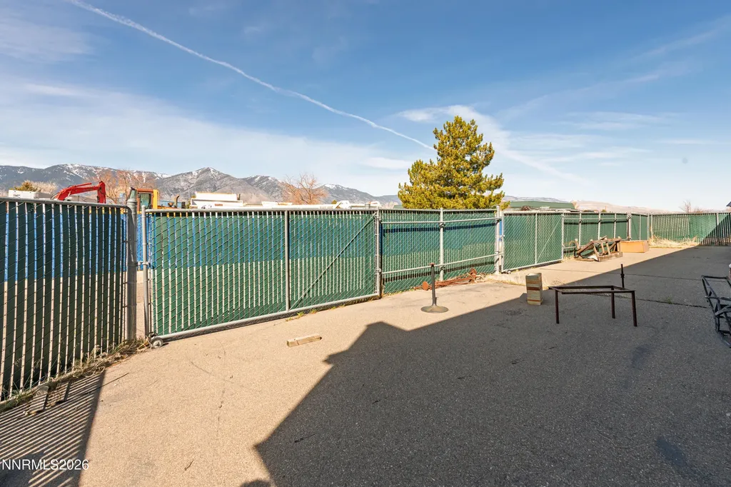 2562 Silver State Minden NV 89423