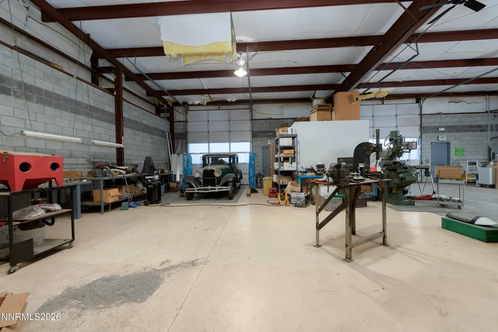2562 Silver State Minden NV 89423