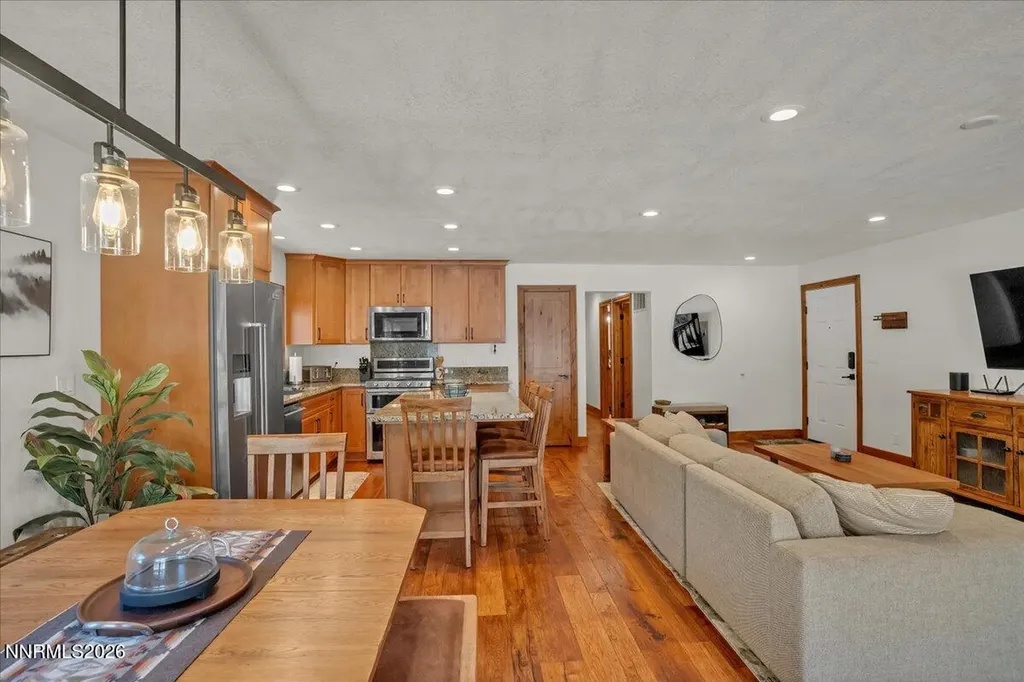 718 Kingsbury Grade Stateline NV 89449