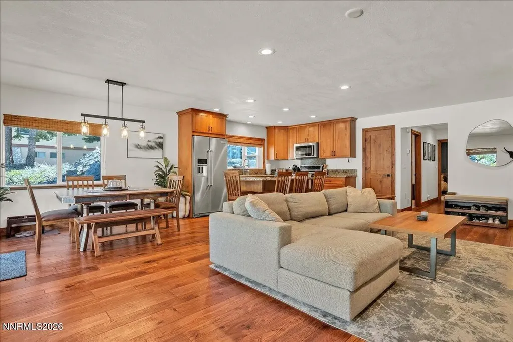 718 Kingsbury Grade Stateline NV 89449