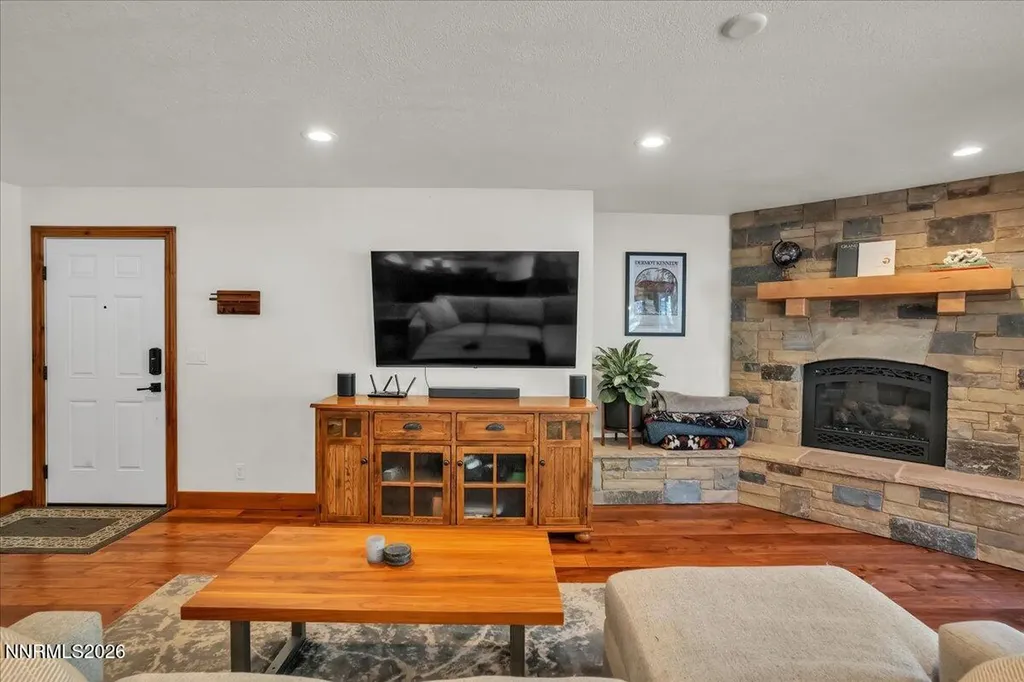 718 Kingsbury Grade Stateline NV 89449