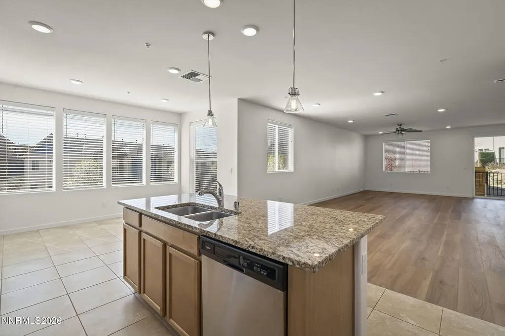5055 Ciarra Kennedy Reno NV 89503
