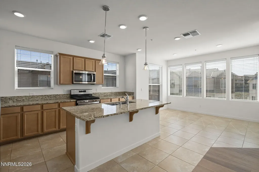 5055 Ciarra Kennedy Reno NV 89503