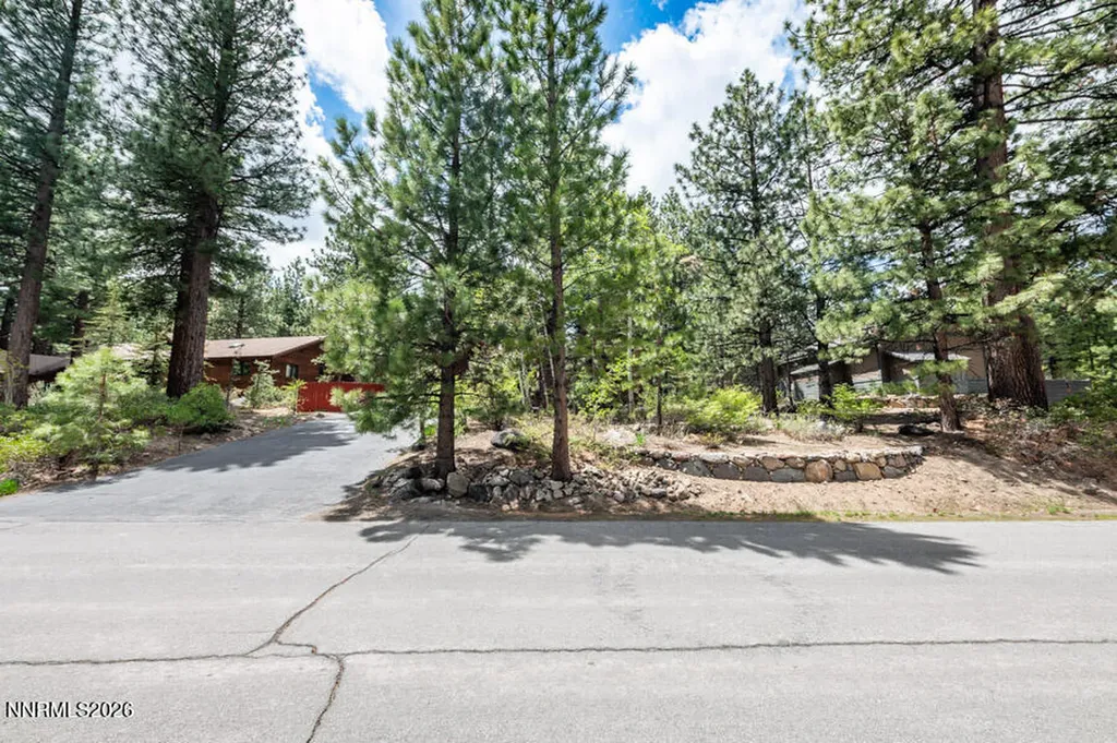 350 Black Pine Reno NV 89511