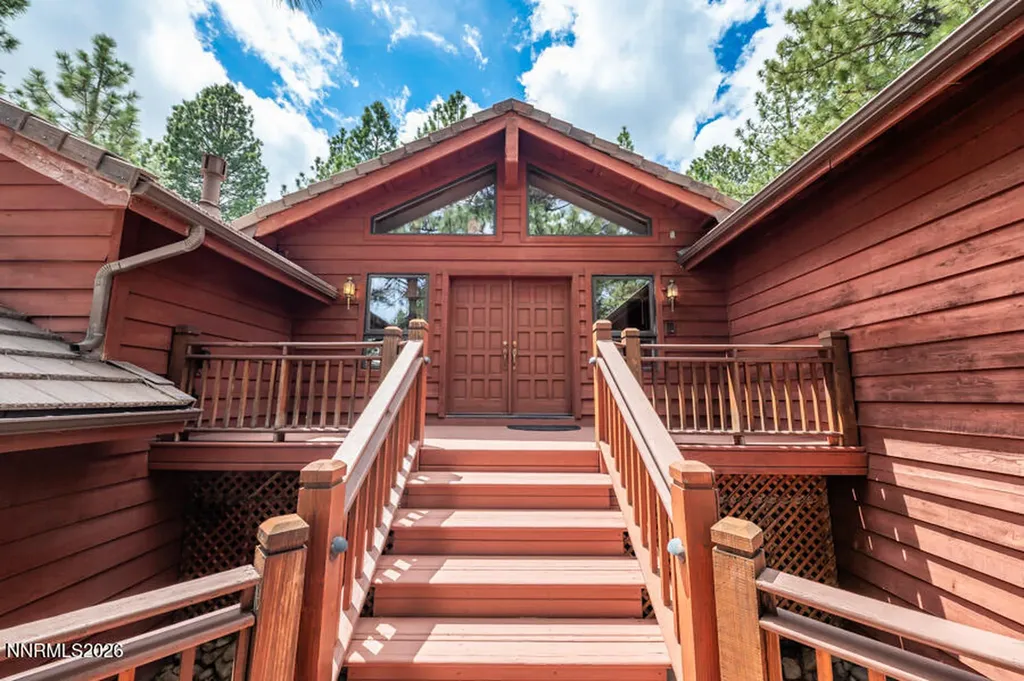 350 Black Pine Reno NV 89511