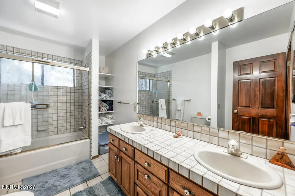 350 Black Pine Reno NV 89511