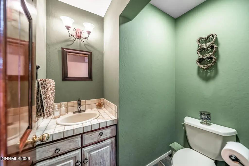 350 Black Pine Reno NV 89511