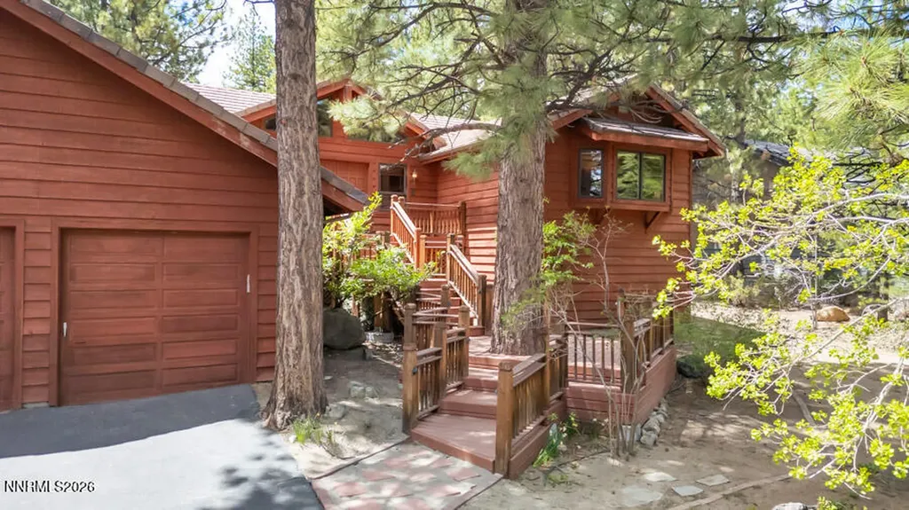 350 Black Pine Reno NV 89511
