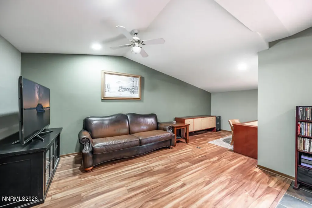 350 Black Pine Reno NV 89511