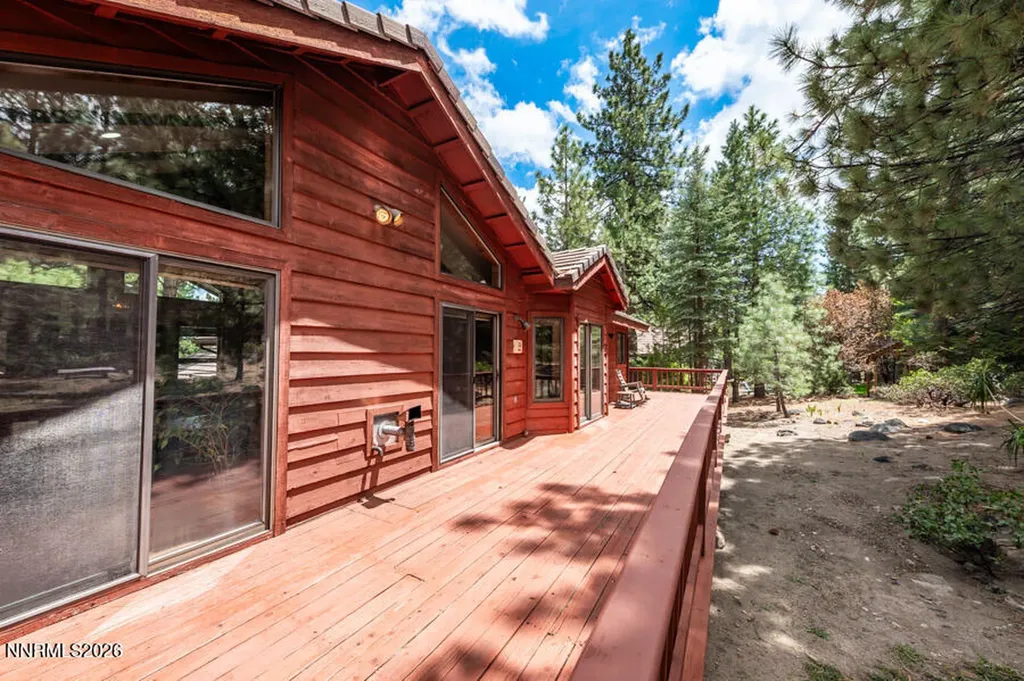 350 Black Pine Reno NV 89511