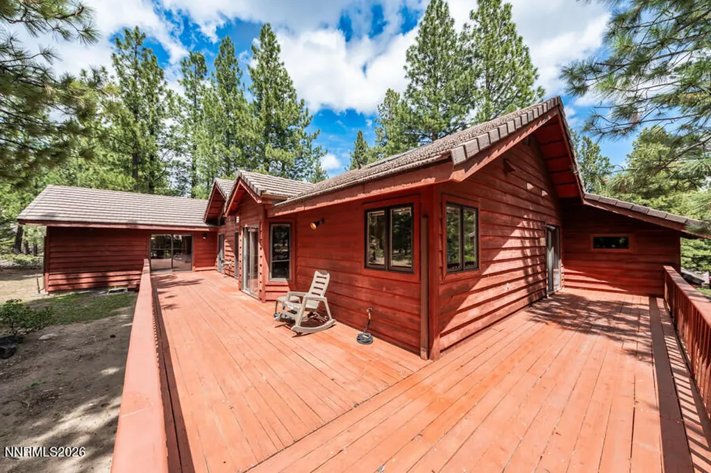 350 Black Pine Reno NV 89511