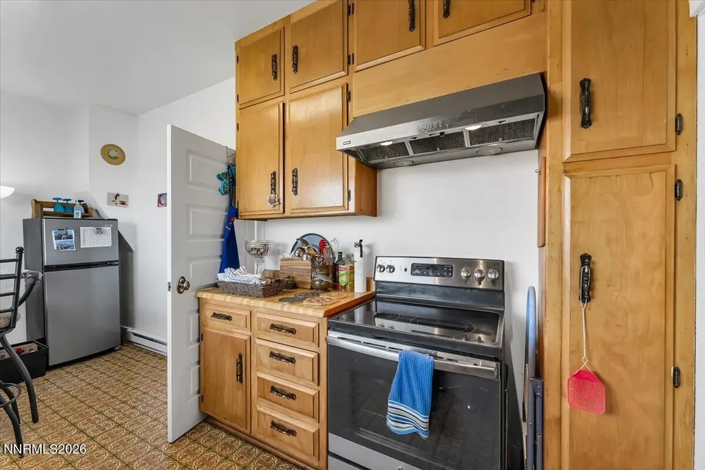 4995 Portuguese Fallon NV 89406