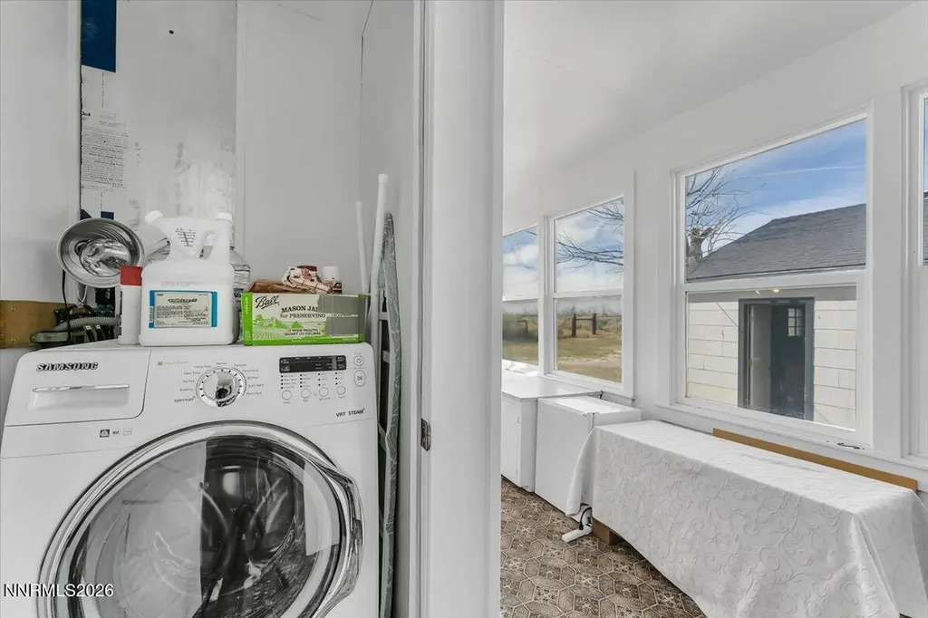 4995 Portuguese Fallon NV 89406