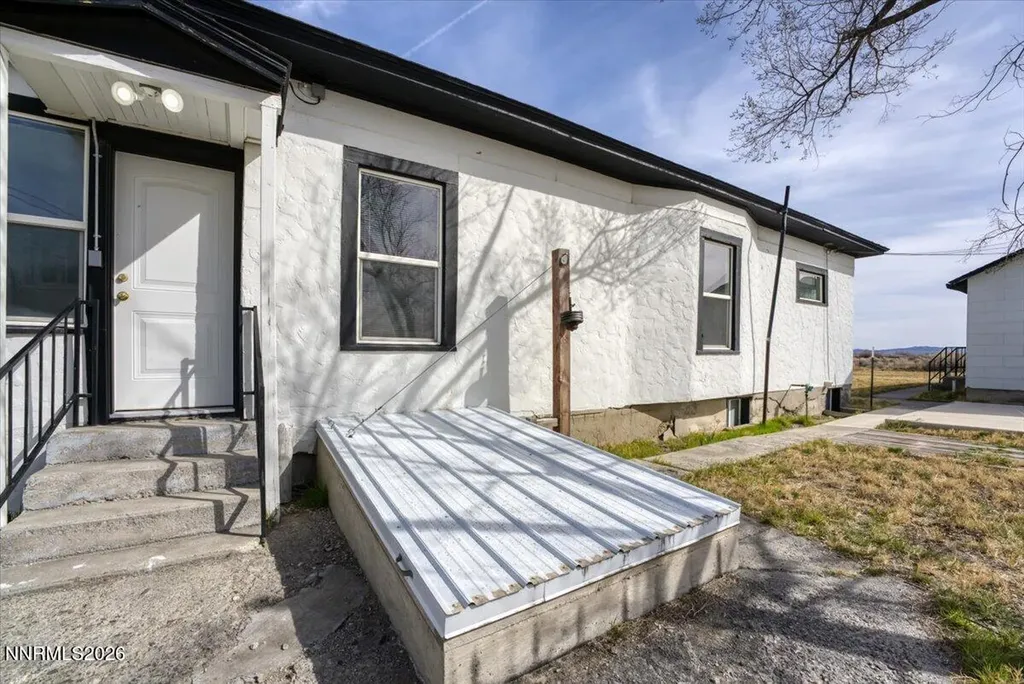 4995 Portuguese Fallon NV 89406