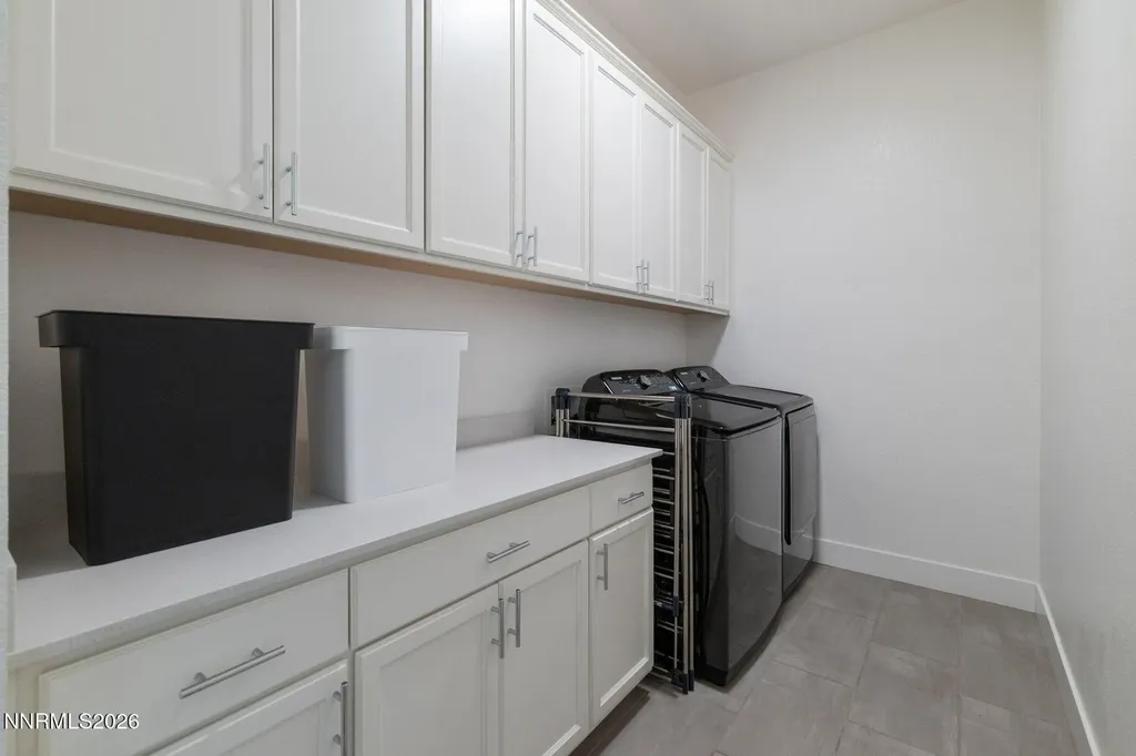 911 Solarium Reno NV 89511