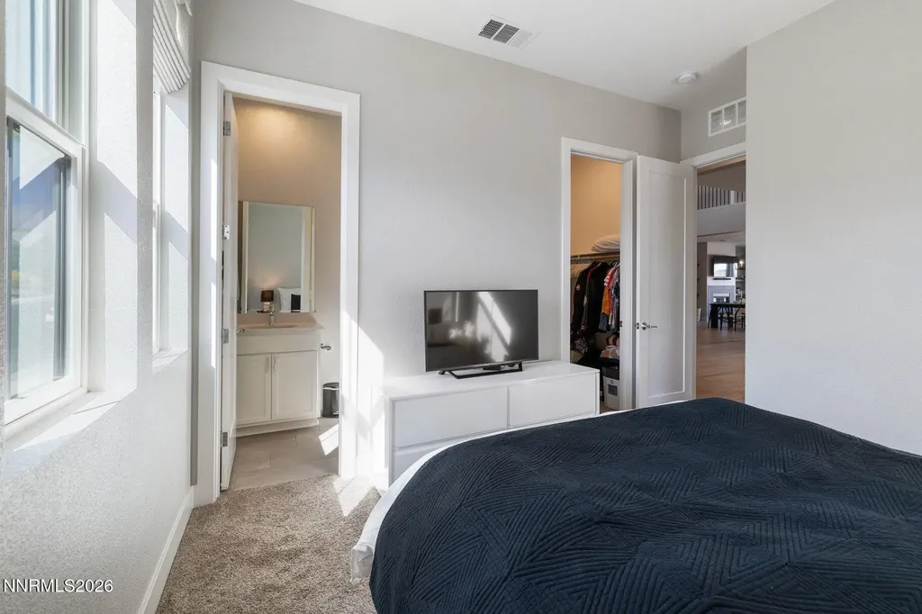 911 Solarium Reno NV 89511