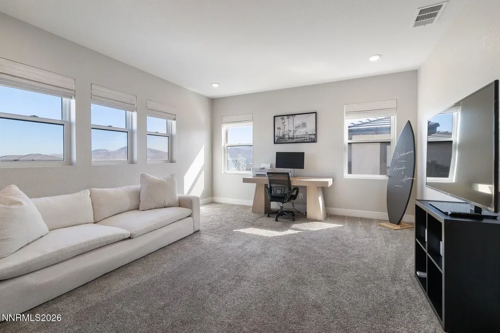 911 Solarium Reno NV 89511