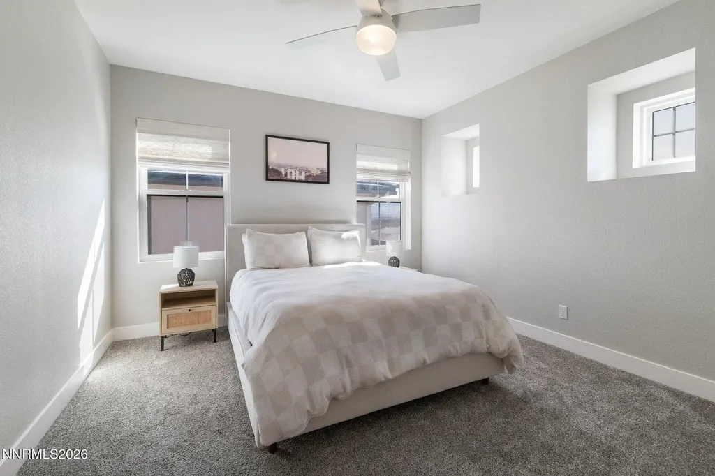 911 Solarium Reno NV 89511