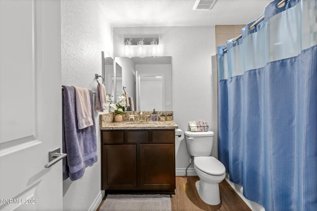 18661 Village Center Reno NV 89508