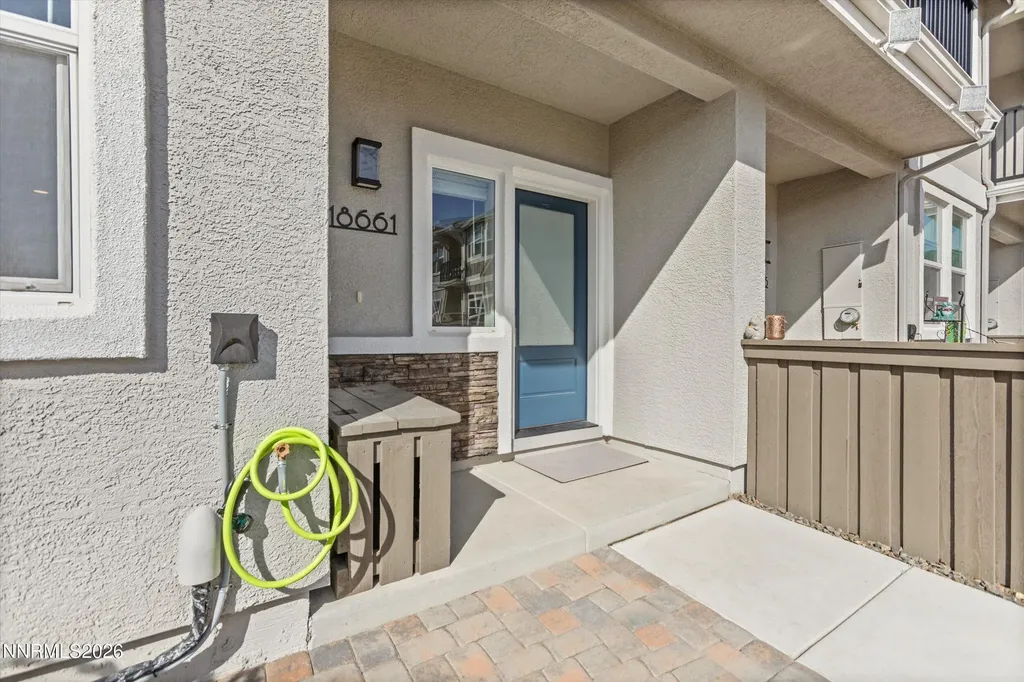 18661 Village Center Reno NV 89508