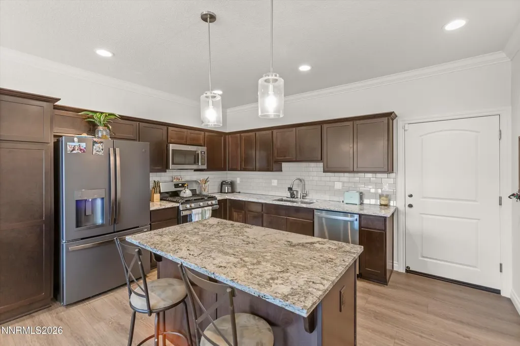 18661 Village Center Reno NV 89508