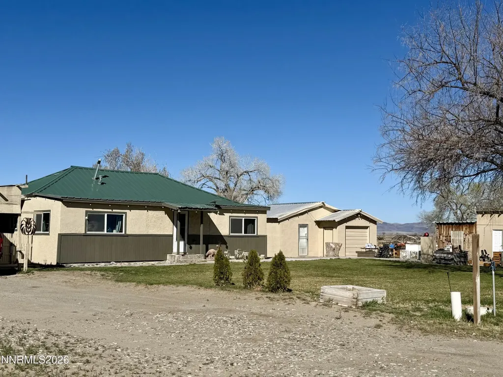 20 Penrose Yerington NV 89447