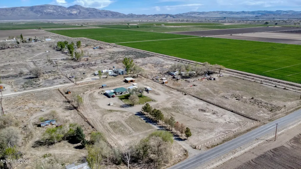 20 Penrose Yerington NV 89447