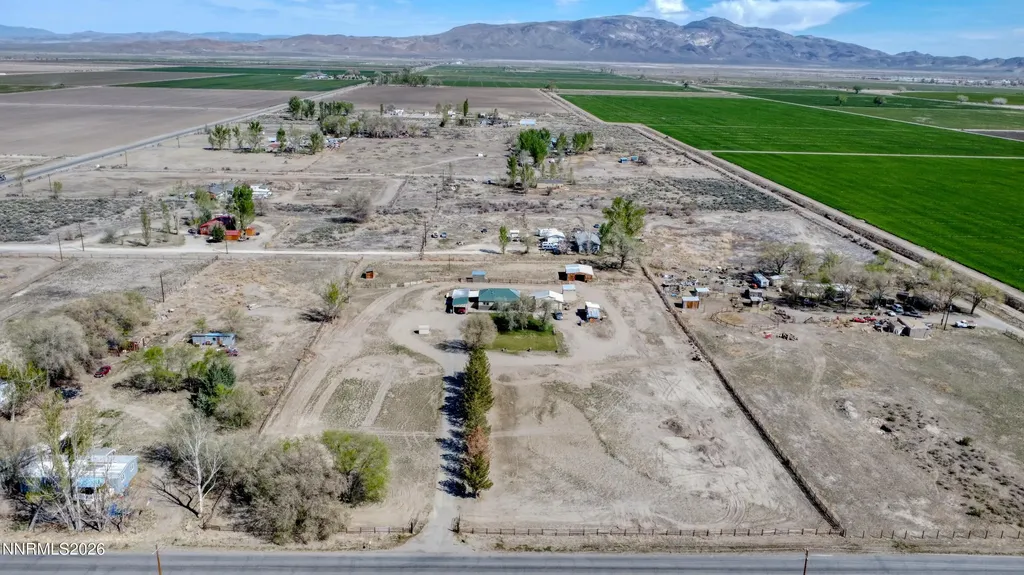 20 Penrose Yerington NV 89447
