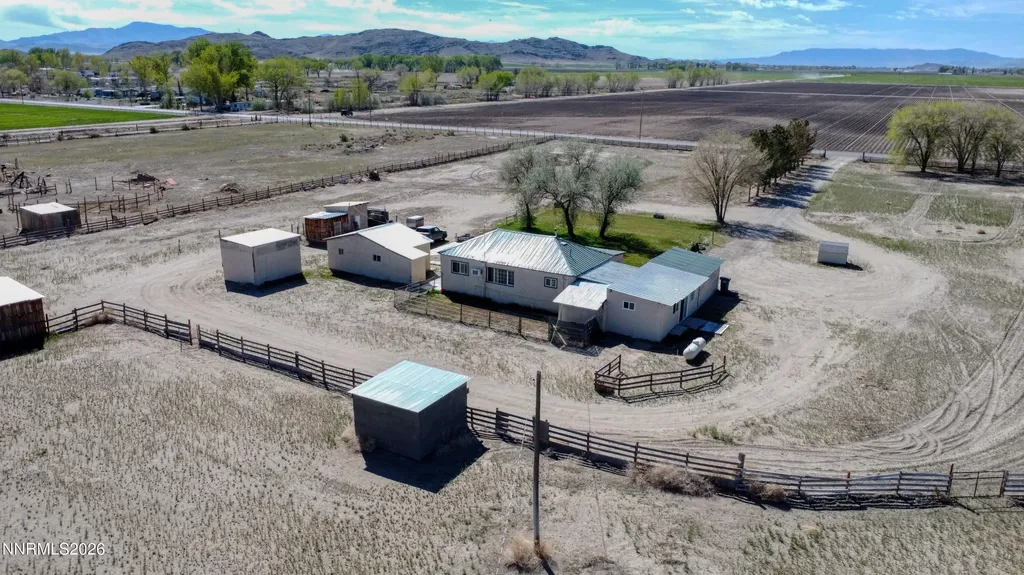 20 Penrose Yerington NV 89447