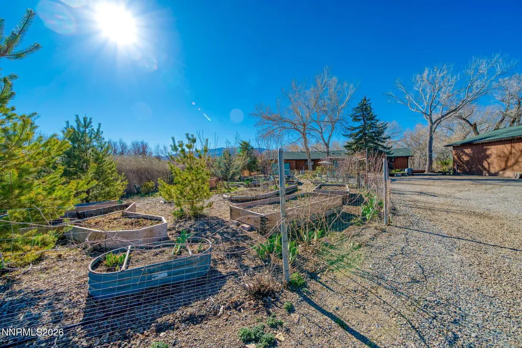 329 River Dayton NV 89403