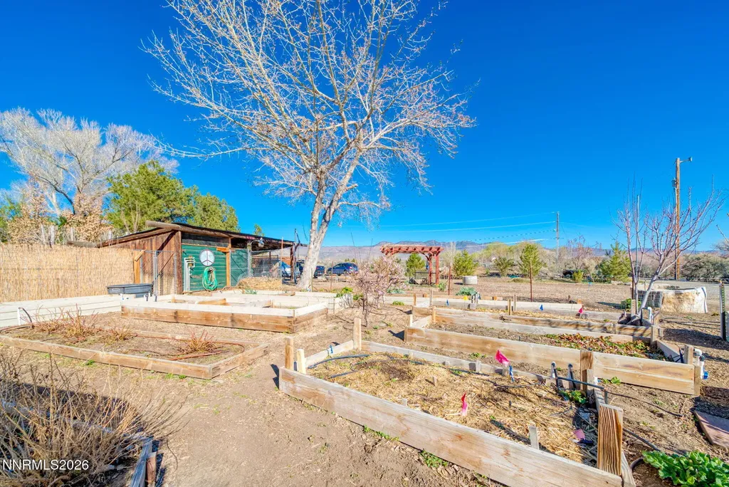 329 River Dayton NV 89403