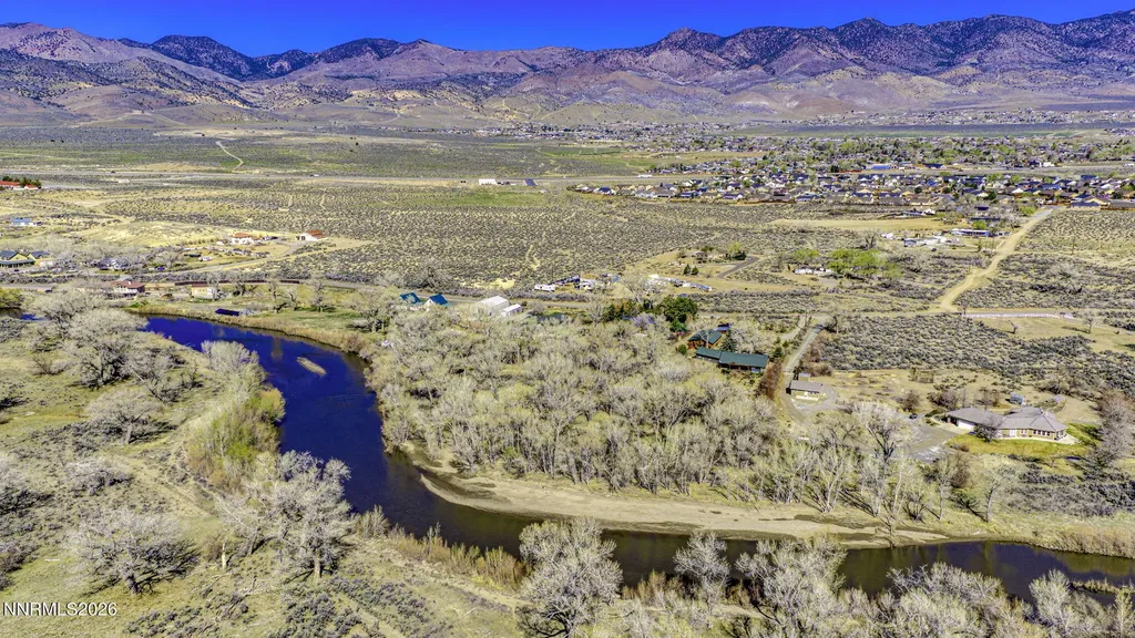 329 River Dayton NV 89403
