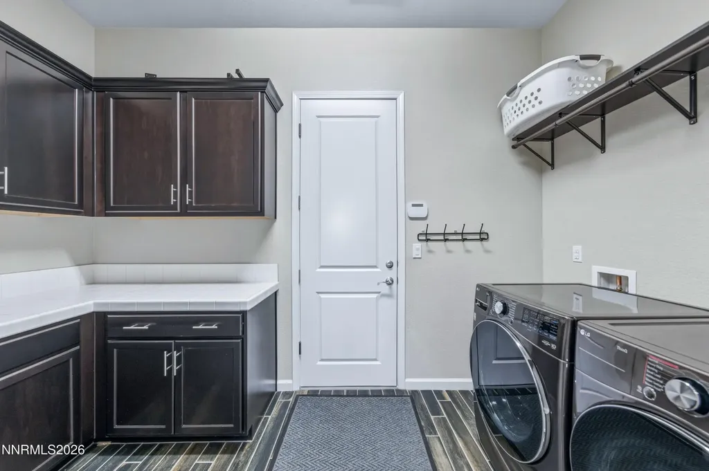 9831 Dyevera Reno NV 89521