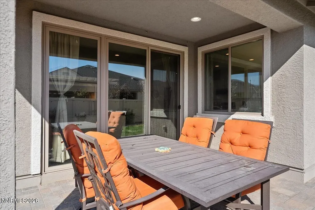 11174 Freedom Range Reno NV 89521